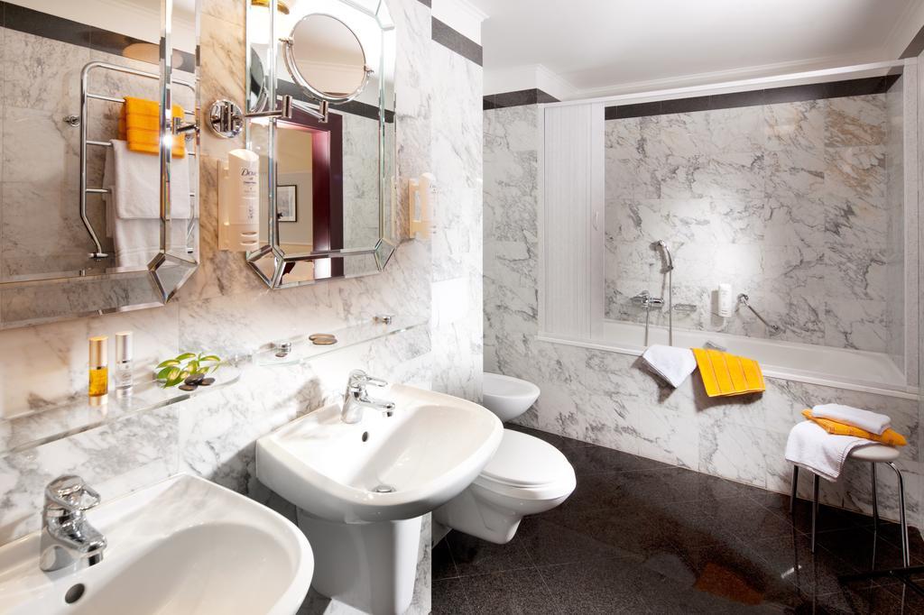 Hotel Excelsior Marianske Lazne Luaran gambar