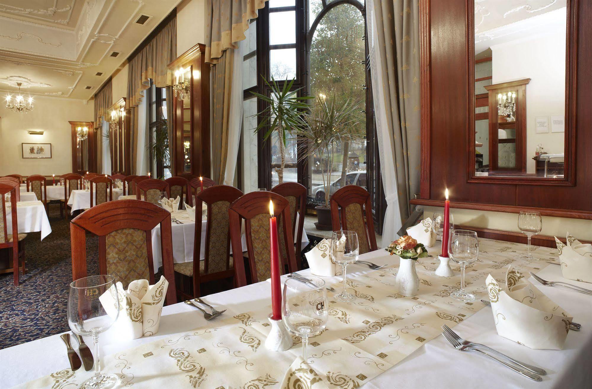 Hotel Excelsior Marianske Lazne Luaran gambar