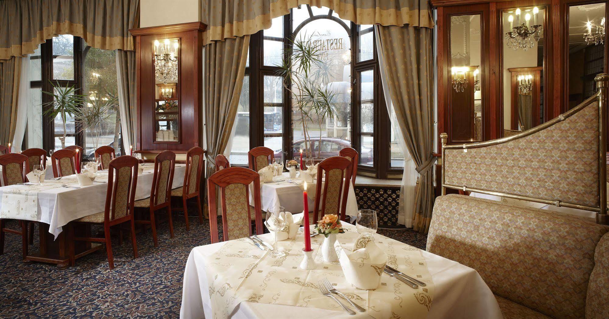 Hotel Excelsior Marianske Lazne Luaran gambar