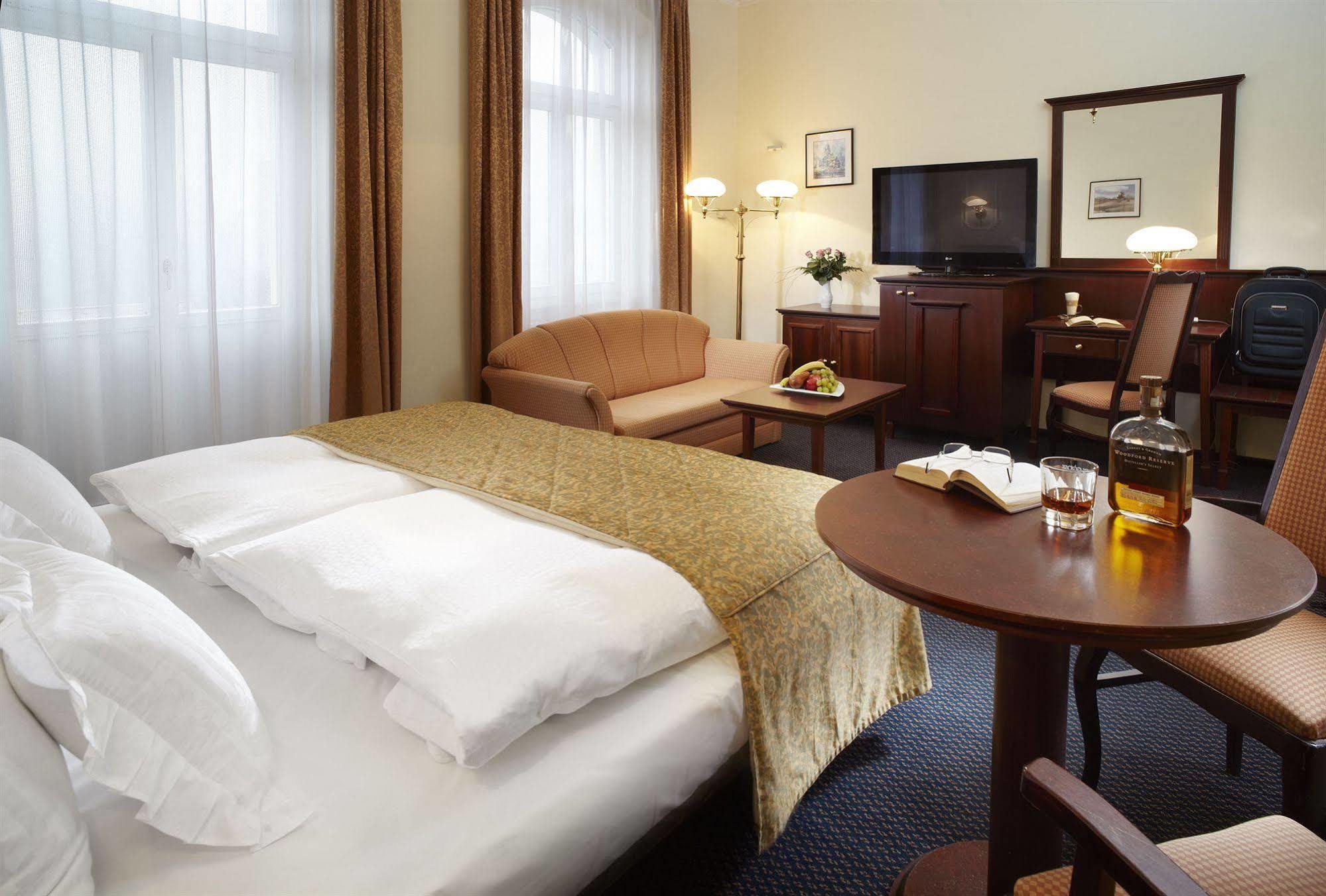 Hotel Excelsior Marianske Lazne Luaran gambar